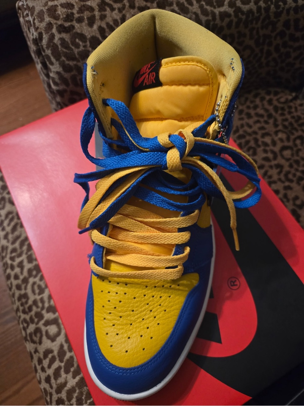 Nike High-Top Sneakers in Blue and Yellow - Picture 6 of 11
